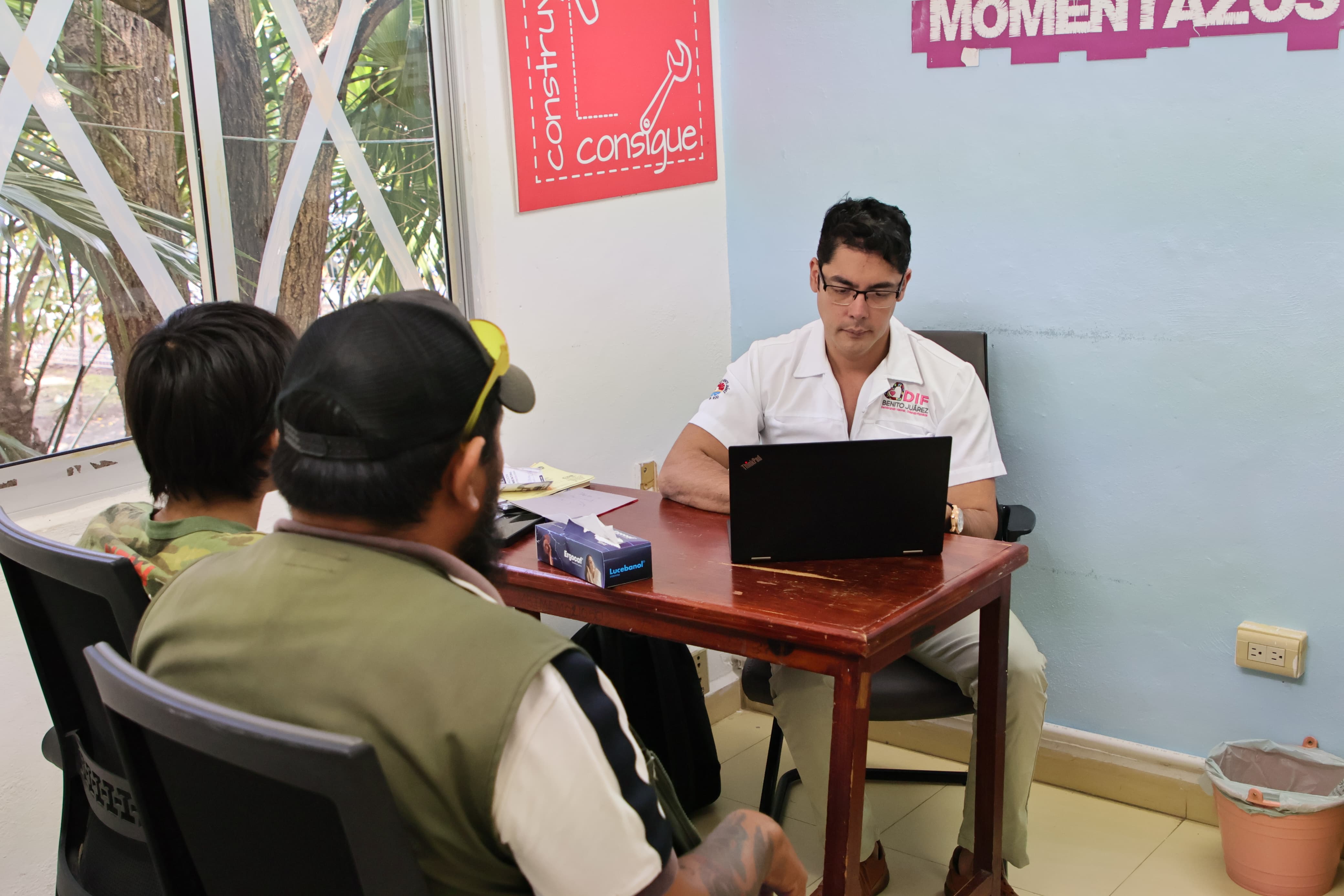 uploads/6/32/01 (2258).Jpeg